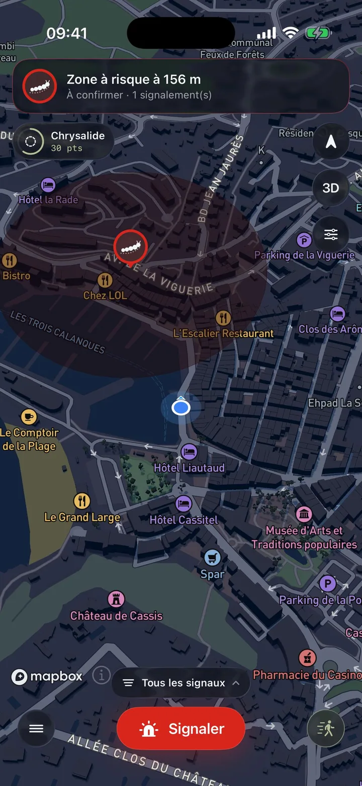 Alerte TrackerChenilles indiquant une zone à risque à 156 mètres